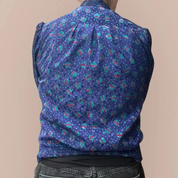 Vintage 70’s silky three flaggs California saturn novelty pattern blue top-L - Picture 10 of 11